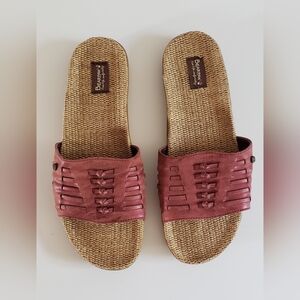 BearPaw Women's Slip On Sandal Size 41